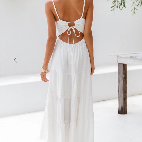 Hello Molly White Midi Dress - Picture 3 of 4